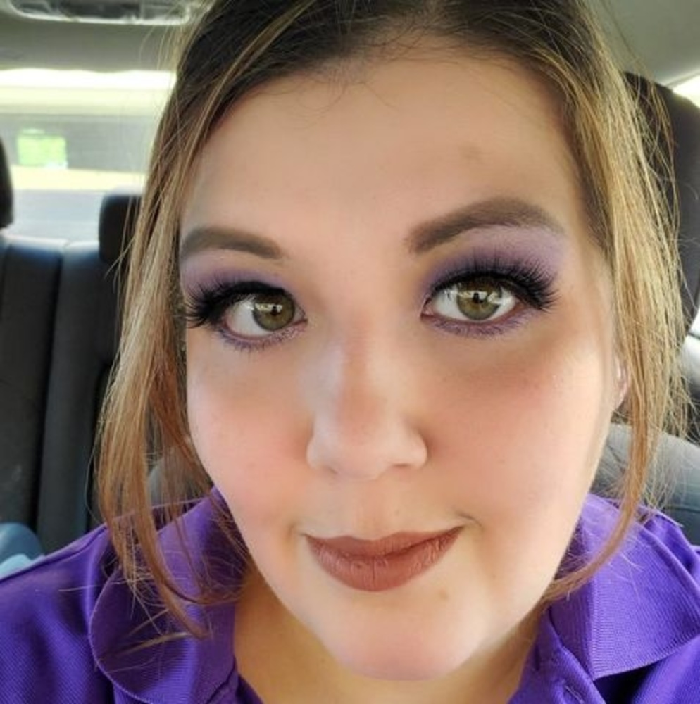 Meet your Posher, Malissa